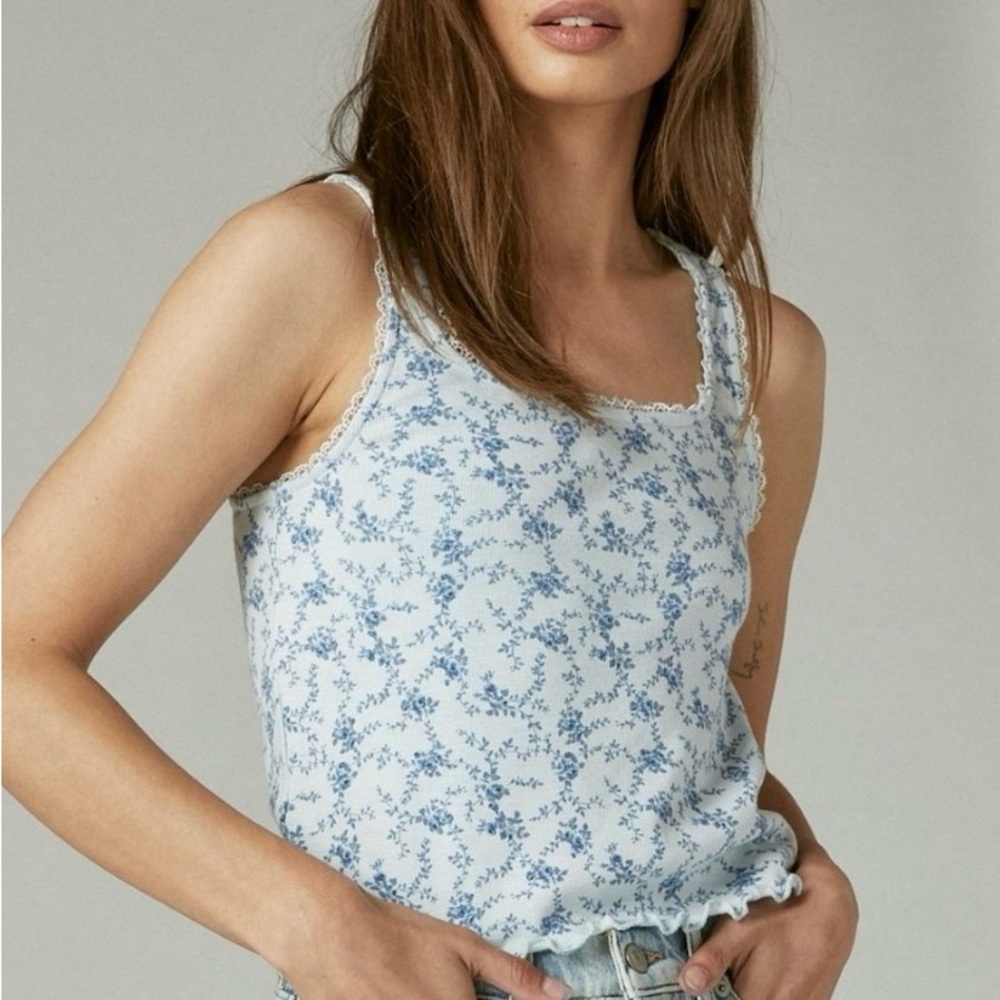 ISO!! lucky brand touch of lace tank!